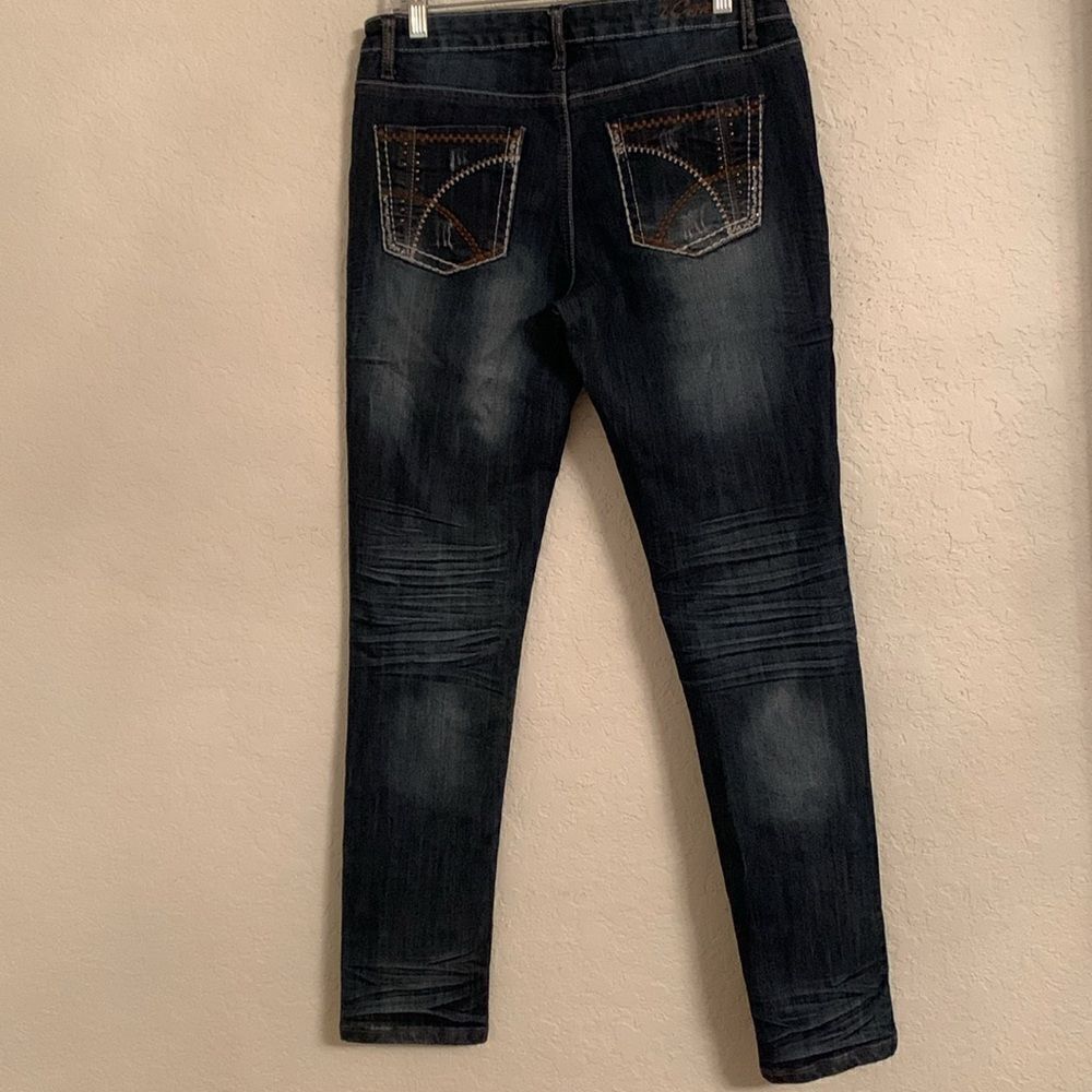 Women’s Distressed Jeans by Z Curve Dark Wash Denim Size 9/10 - Picture 2 of 9